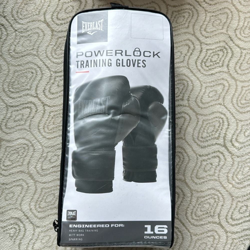 Everlasting power lock training gloves